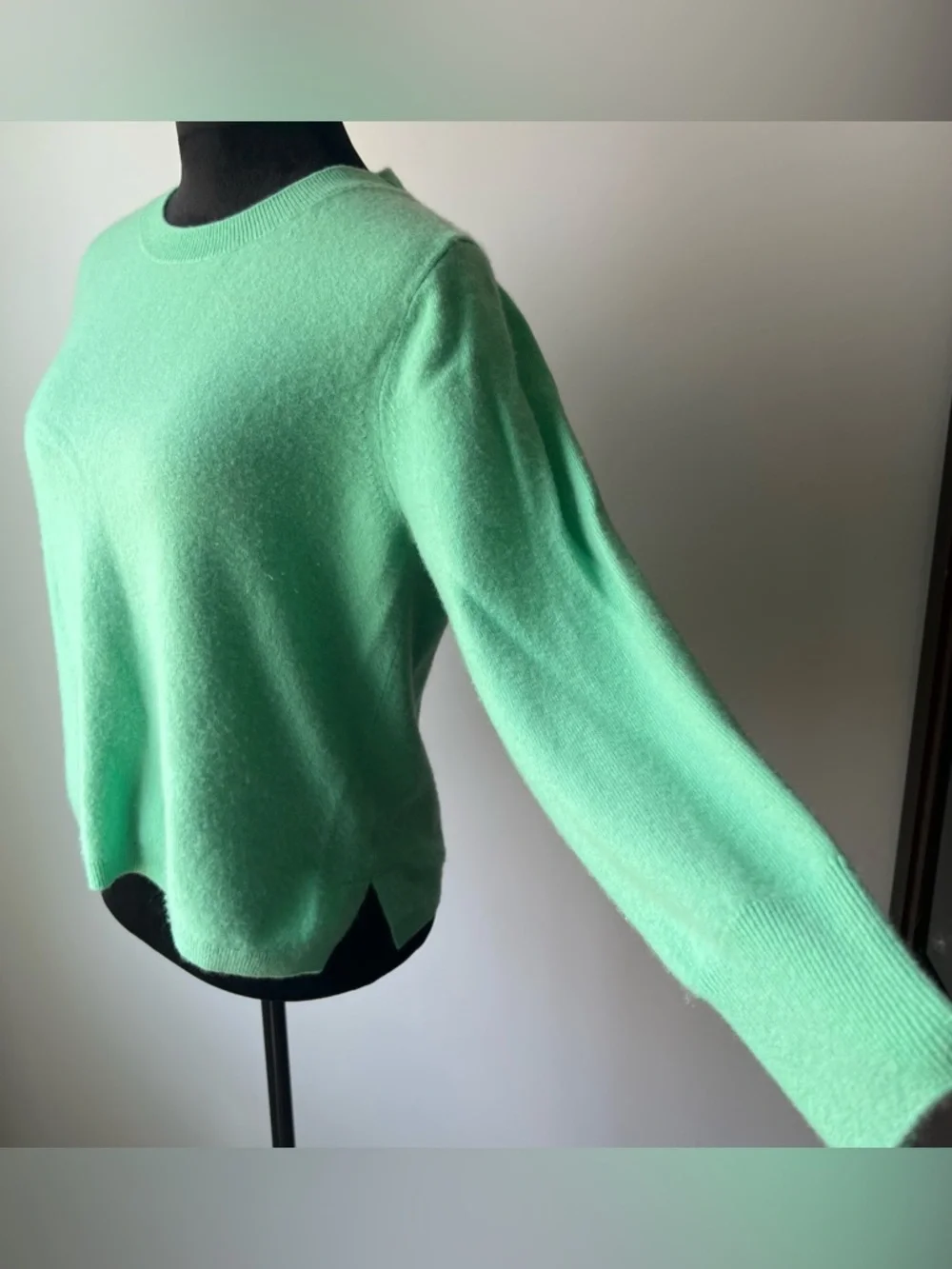 J. Crew Mint Green Cashmere Crewneck Sweater - XL - Picture 3 of 7